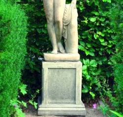 Picture of Large Plain Plinth