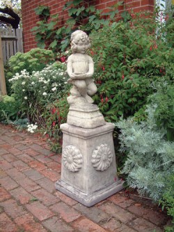 Picture of Rose Plinth