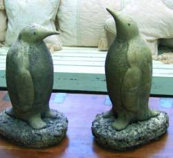 Picture of Pair of Penguins Stone Ornaments