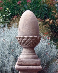 Picture of Large Acorn Stone Finial