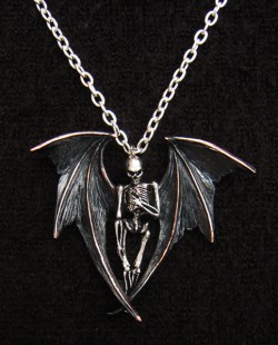 Picture of Angel of Dore Pendant
