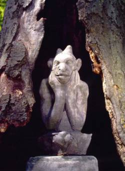 Picture of Notre Dame Gargoyle Statue
