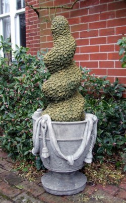 Picture of Tassled Vase