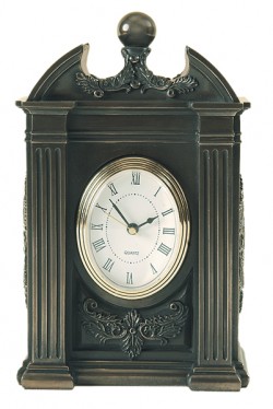 Picture of Medium Oval Clock