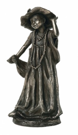 Picture of Debutant (Girl) Figurine