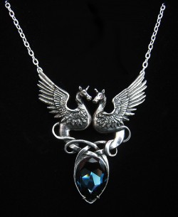 Picture of Taranepona Celtic Pendant