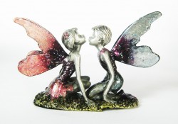 Picture of Boy and Girl Kissing Fairy Figurine (Pewter)