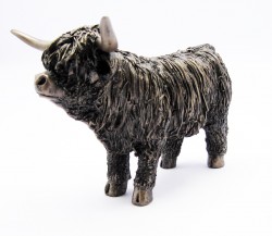 Picture of Highland Bull Standing Bronze Figurine (Premier Collection)