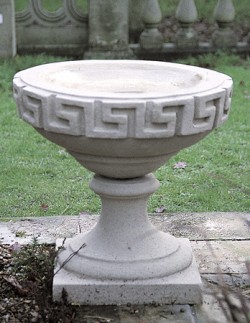 Picture of Kent Birdbath