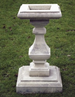 Picture of Wealden Square Birdbath