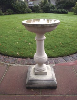Picture of Penshurst Baluster Birdbath