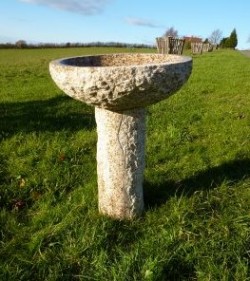 Picture of Rustic Birdbath (Granite)