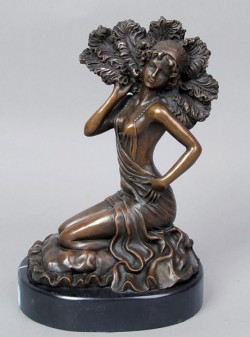 Picture of Glamour Girl Bronze Figurine