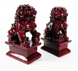Picture of Pair of Lion Ornaments (Combatting Evil)
