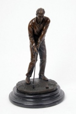 Picture of Male Golfer Figurine