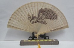 Picture of Pair of Peacocks Sandalwood Scented Fan