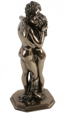 Picture of Nude Lovers Embracing Figurine (Juliana)