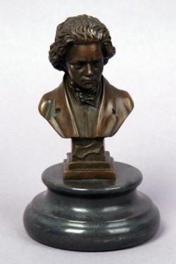 Picture of Beethoven Bronze Bust