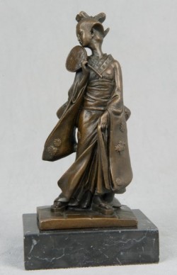 Picture of Japanese Lady Looking Away Bronze Figurine