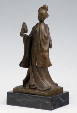 Picture of Japanese Lady Keeping Cool Bronze Figurine