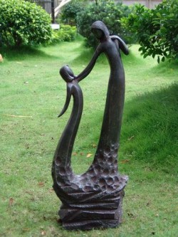 Picture of Mothers Love Statue 82 cm