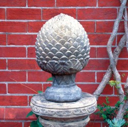 Picture of Globe Antichoke Sculpture