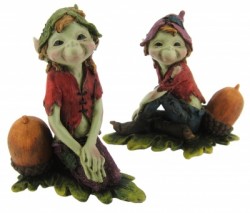 Picture of Set of 2 Acorn Pixie Figurines