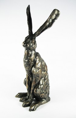 Picture of Sitting Hare Medium 27 cm (Premier Collection)