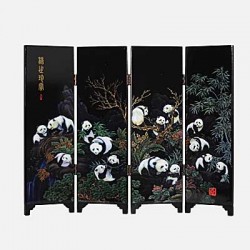 Picture of Giant Pandas Tabletop Screen
