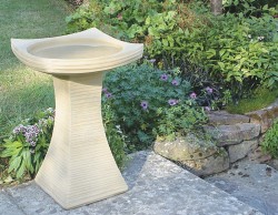Picture of Grooved Design Birdbath (Cotswold)
