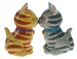 Picture of Cat Salt and Pepper Pots