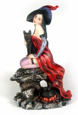 Picture of Morgon Dark Beauty Witch Figurine